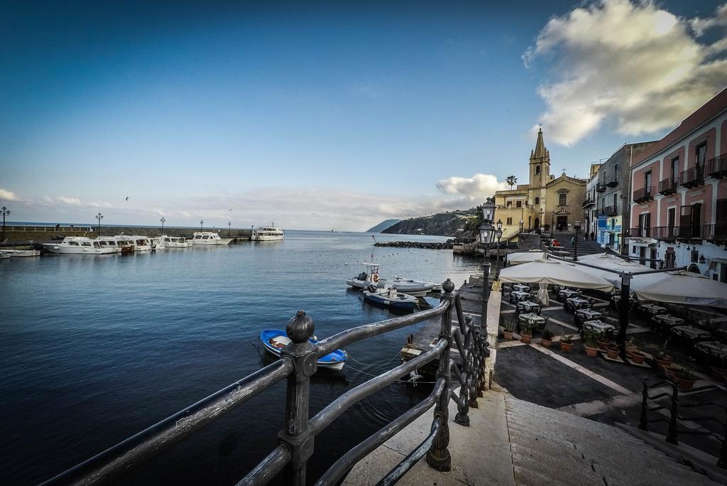 Venti Di Mare Appartement Lipari  Buitenkant foto